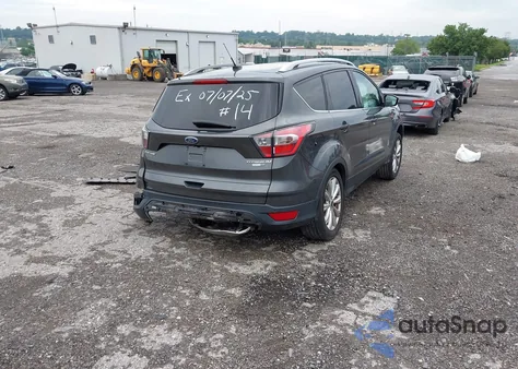 2017 Ford Escape Titanium из США, поврежденный, VIN 1FMCU9JD0HUA35693